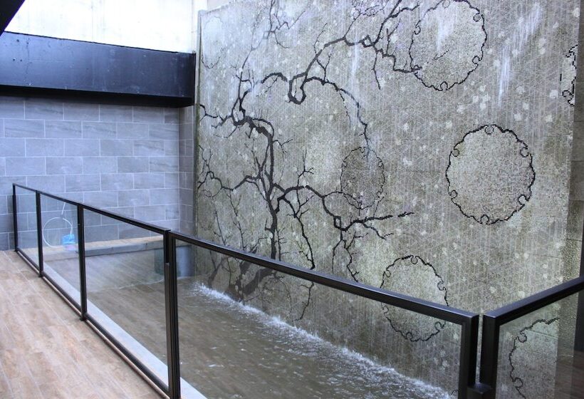 The Hedistar Hotel Narita