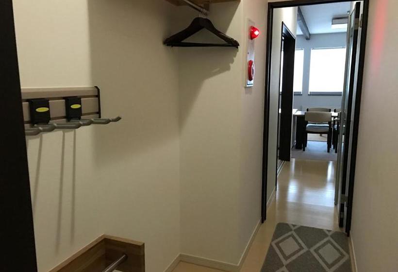 Tsuru Apartments