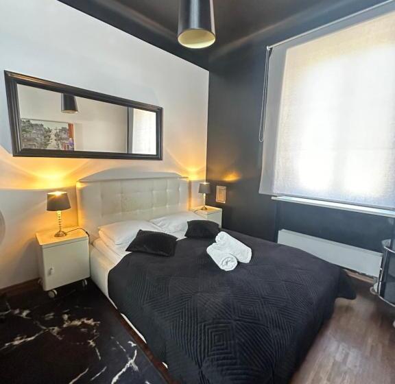 住宿加早餐  Chmielna Guest House