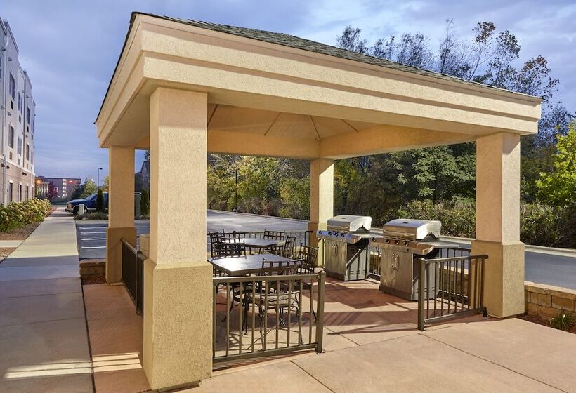 Candlewood Suites Milwaukee Airport   Oak Creek, An Ihg