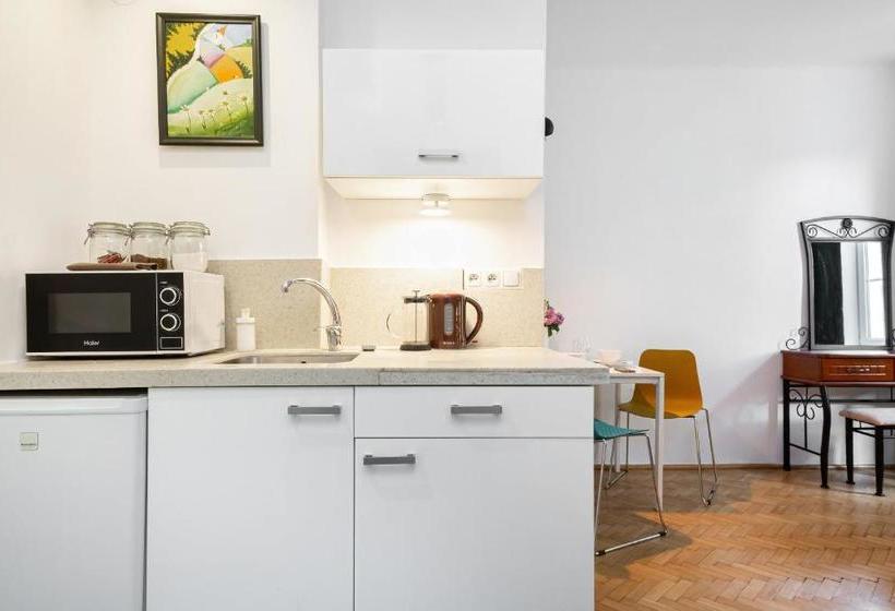 Apartments Warsaw Brzozowa