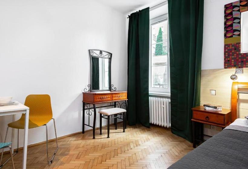 Apartments Warsaw Brzozowa