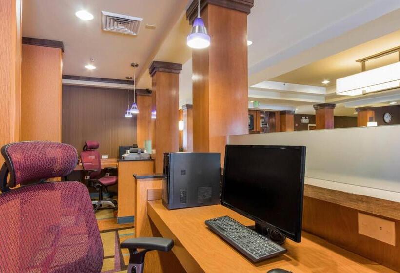 Fairfield Inn & Suites Columbia