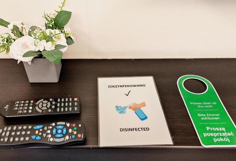 Hostel Helvetia   Privates In City Center And Old Town