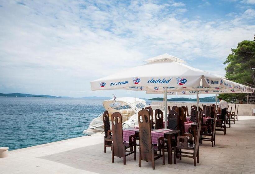 בית מלון כפרי Agava