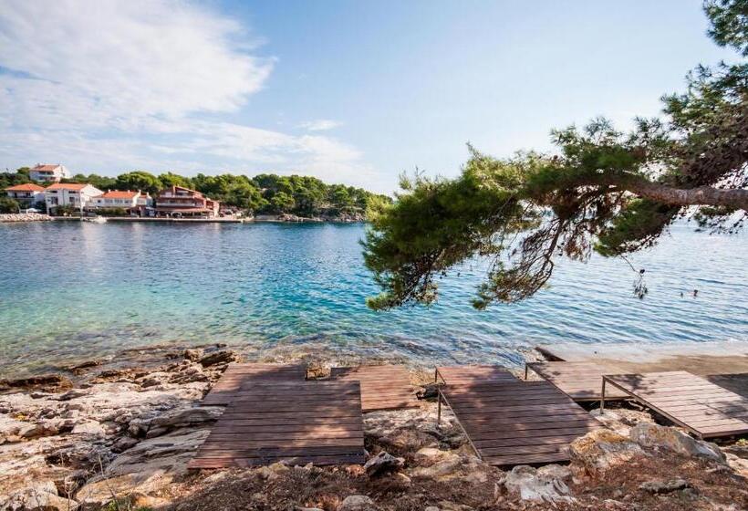 בית מלון כפרי Agava