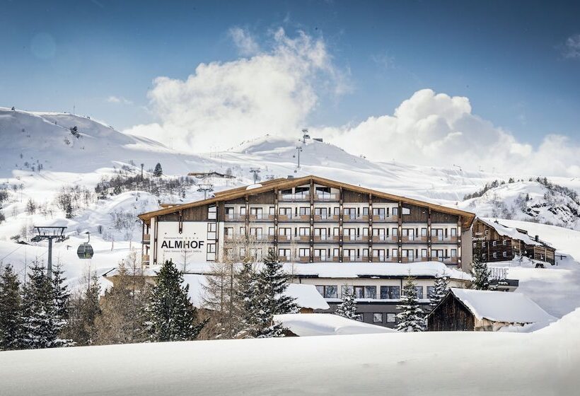 Отель Almhof