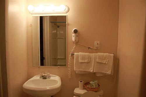 فندق Cascade Inn Niagara Falls