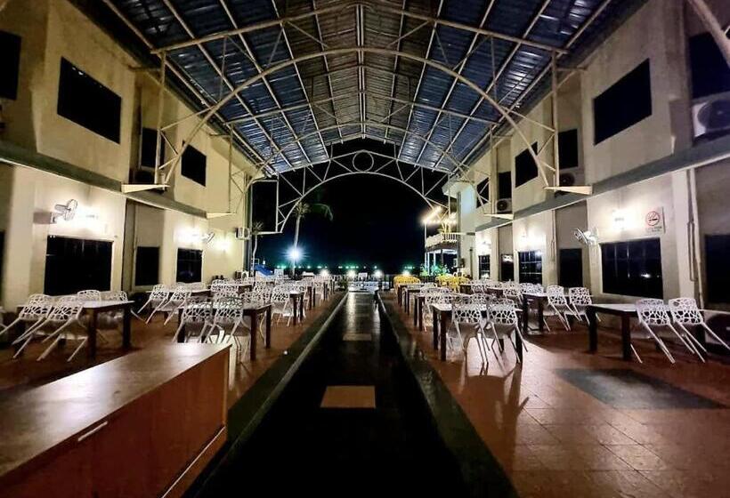 酒店 Best Star Resort