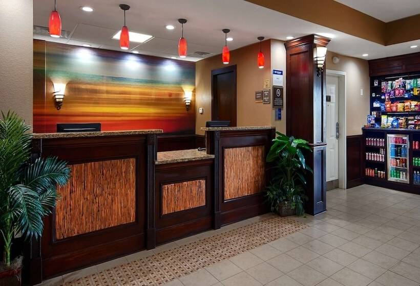 בית מלון כפרי Best Western Plus Crawfordsville