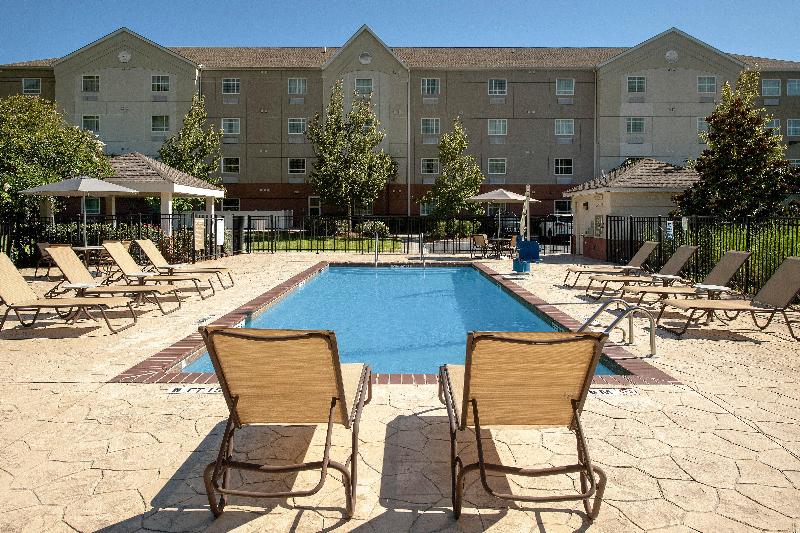 Отель Candlewood Suites   Bluffton Hilton Head, An Ihg