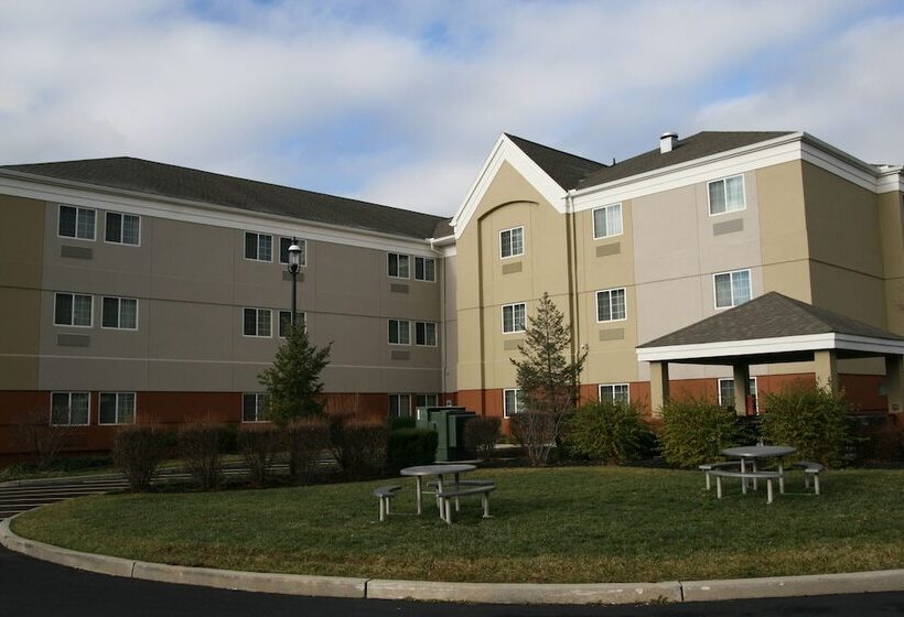 Отель Candlewood Suites Bordentown Trenton, An Ihg