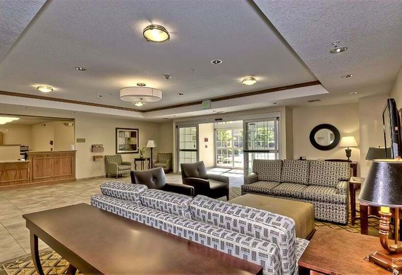 فندق Candlewood Suites Burlington, An Ihg