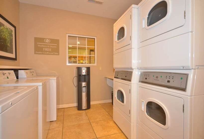 בית מלון כפרי Candlewood Suites Clarksville By Ihg