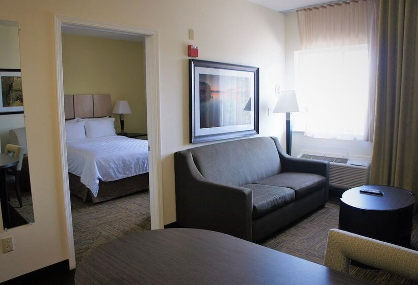 בית מלון כפרי Candlewood Suites Clarksville By Ihg