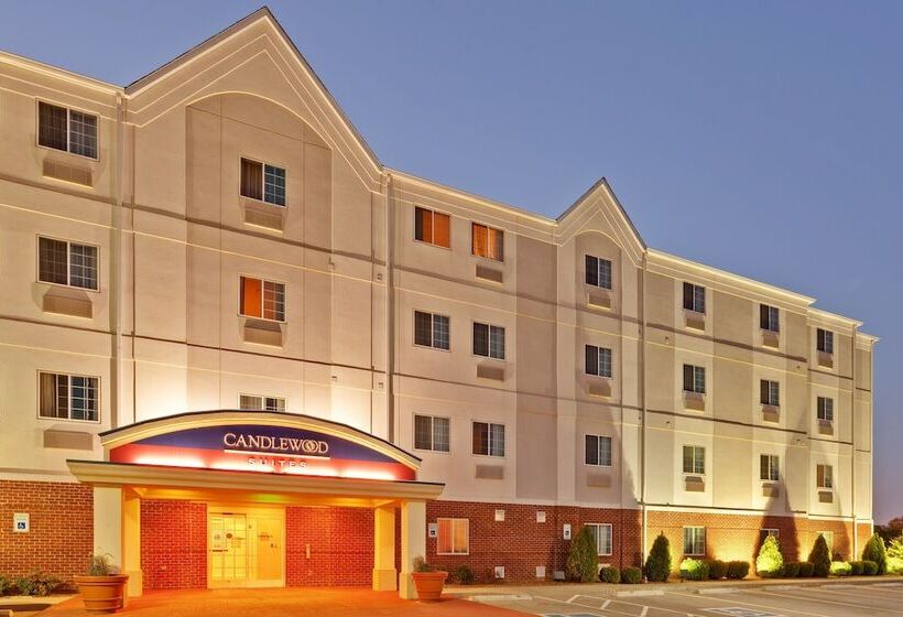 בית מלון כפרי Candlewood Suites Clarksville By Ihg