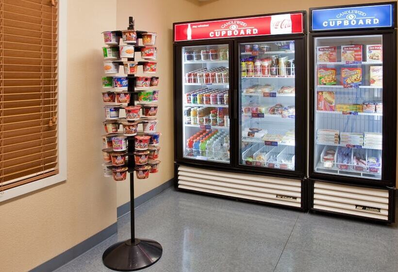 فندق Candlewood Suites Junction City   Ft. Riley, An Ihg