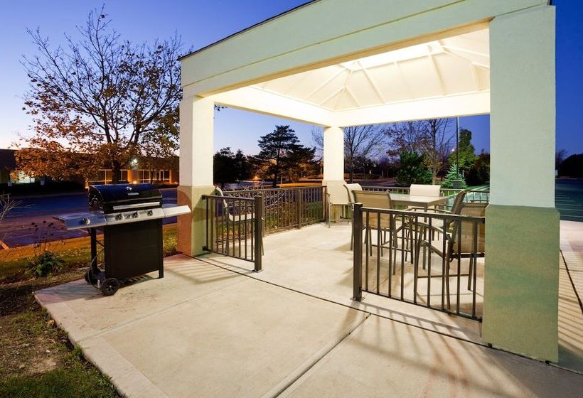 فندق Candlewood Suites Milwaukee Brown Deer By Ihg