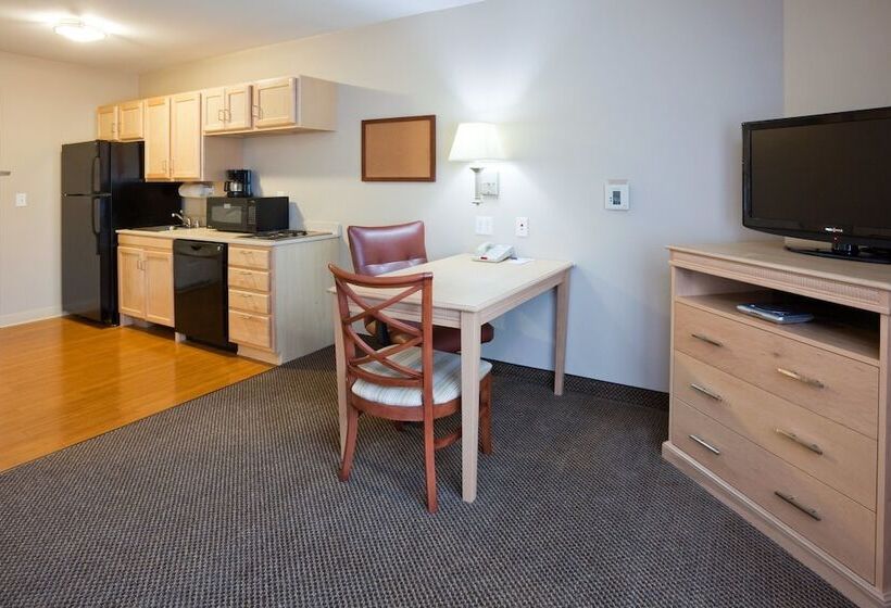 فندق Candlewood Suites Milwaukee Brown Deer By Ihg