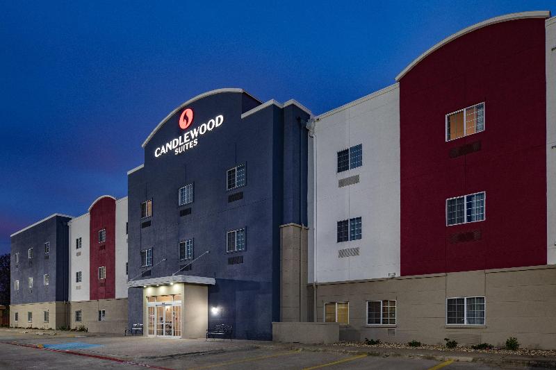 בית מלון כפרי Candlewood Suites Mount Pleasant, An Ihg