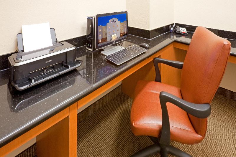 ホテル Candlewood Suites Mount Pleasant, An Ihg