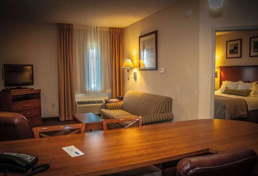 فندق Candlewood Suites New Iberia, An Ihg