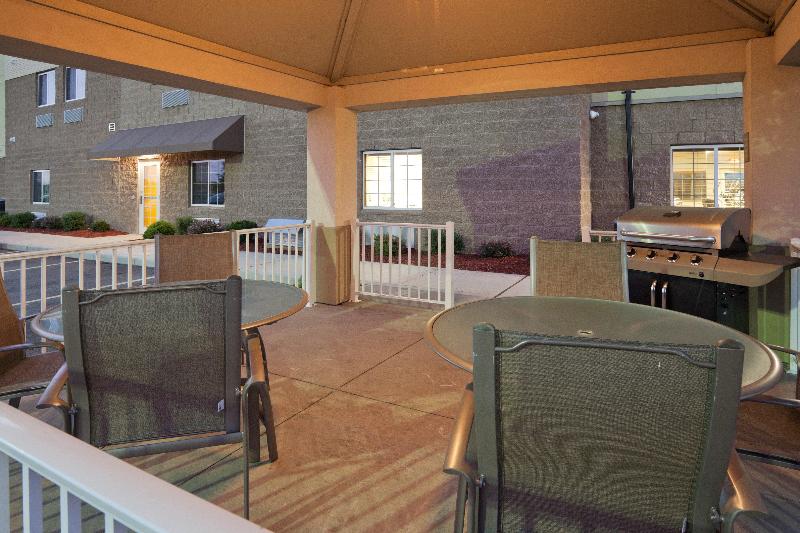 فندق Candlewood Suites Perrysburg By Ihg