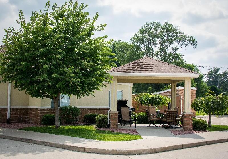 هتل Candlewood Suites South Bend Airport, An Ihg