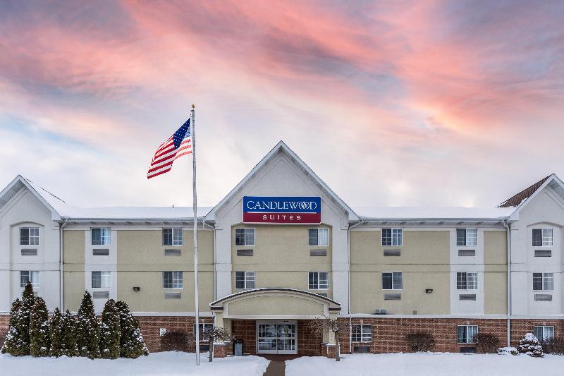 هتل Candlewood Suites South Bend Airport, An Ihg