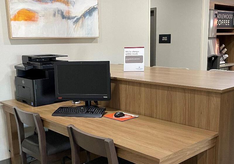 Отель Candlewood Suites Tuscaloosa, An Ihg