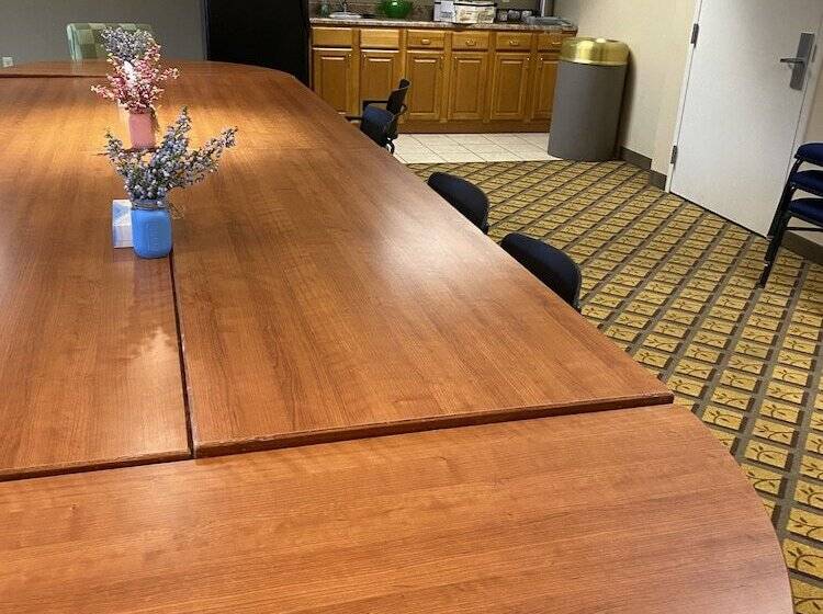 בית מלון כפרי Candlewood Williamsport, An Ihg