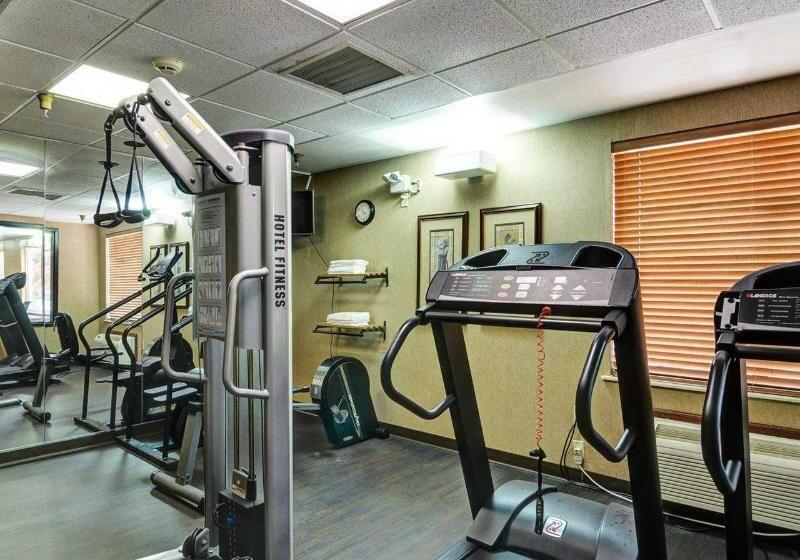 Отель Comfort Inn & Suites Conway