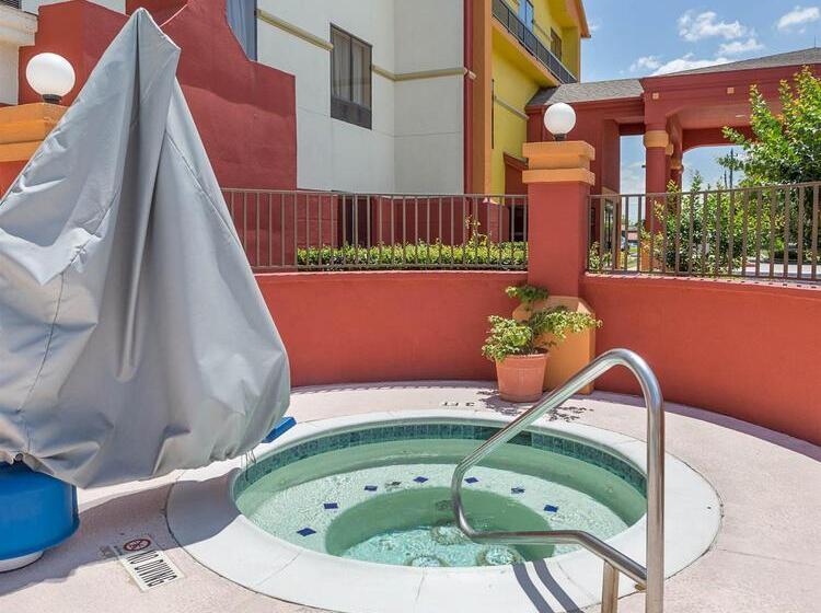 فندق Comfort Suites La Porte