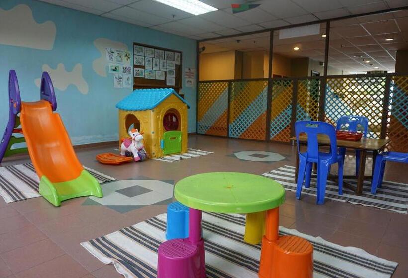 ホテル Coral Bay Resort