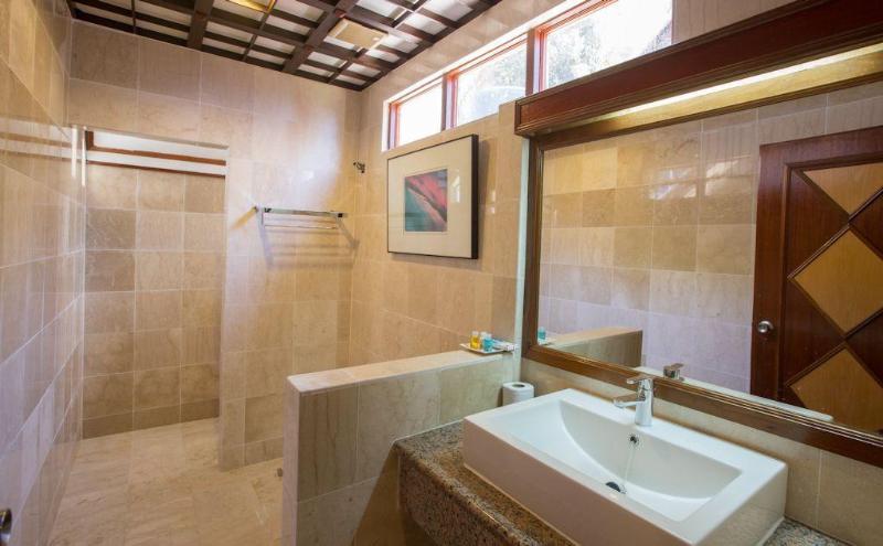 Отель Coral View Island Resort