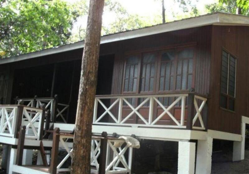 Отель Coral View Island Resort