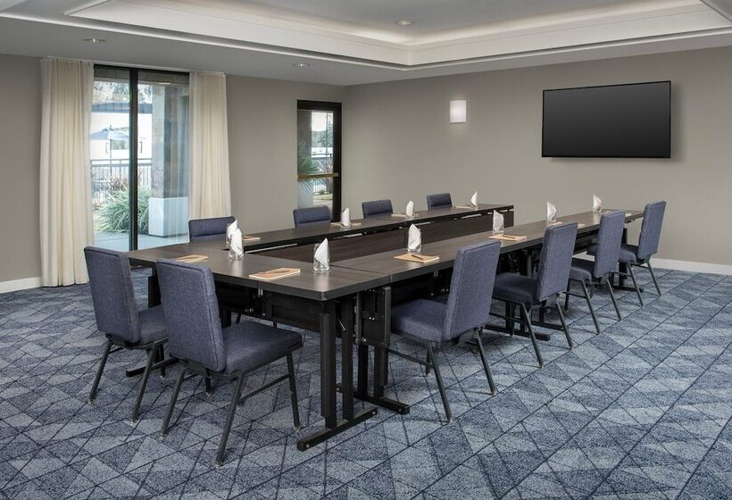 فندق Courtyard By Marriott San Diego Carlsbad