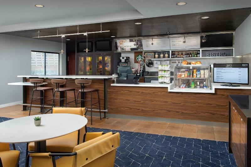 فندق Courtyard By Marriott San Diego Carlsbad