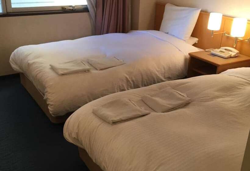 هتل Crown Hills Kofu