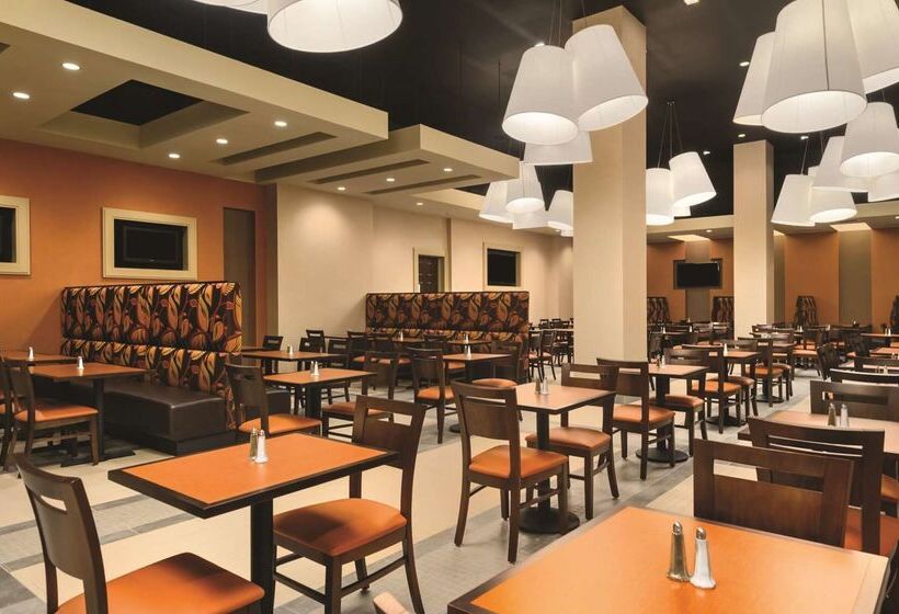 酒店 Embassy Suites By Hilton Orlando Lake Buena Vista South