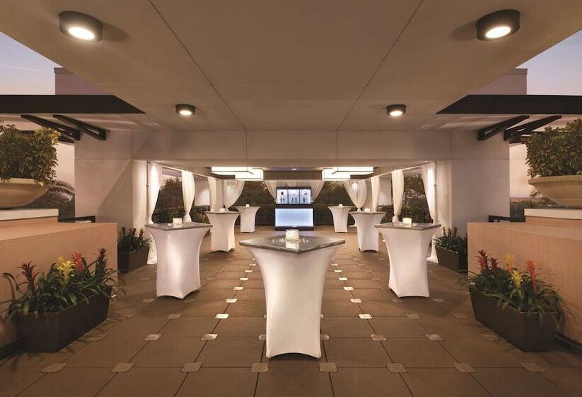 酒店 Embassy Suites By Hilton Orlando Lake Buena Vista South