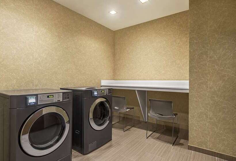 酒店 Embassy Suites By Hilton Orlando Lake Buena Vista South