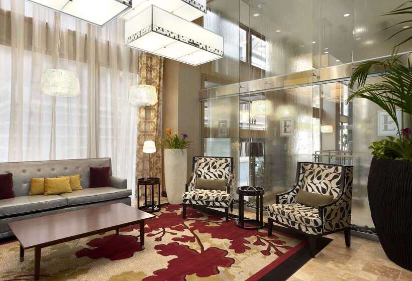 فندق Embassy Suites By Hilton St. Louis Downtown