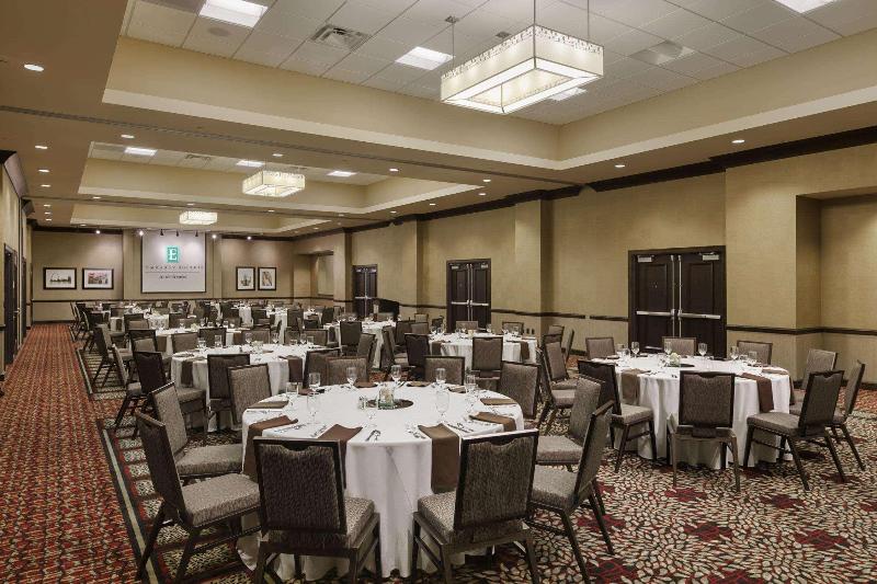 هتل Embassy Suites By Hilton St. Louis Downtown