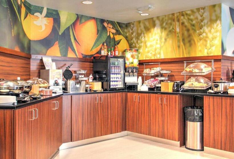 בית מלון כפרי Fairfield Inn Boise Airport