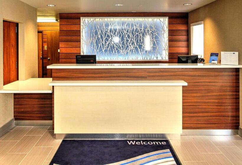 בית מלון כפרי Fairfield Inn Boise Airport