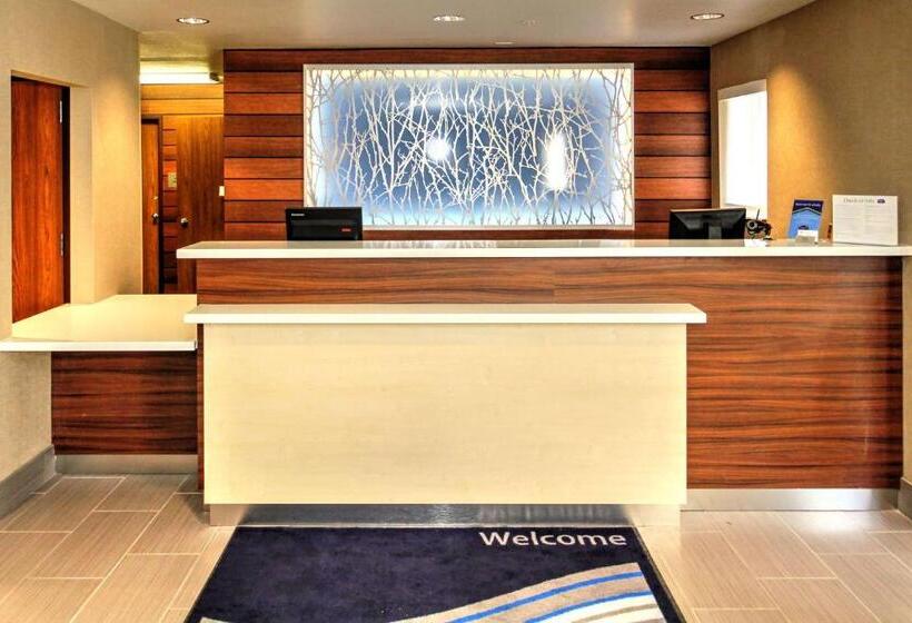 בית מלון כפרי Fairfield Inn Boise Airport