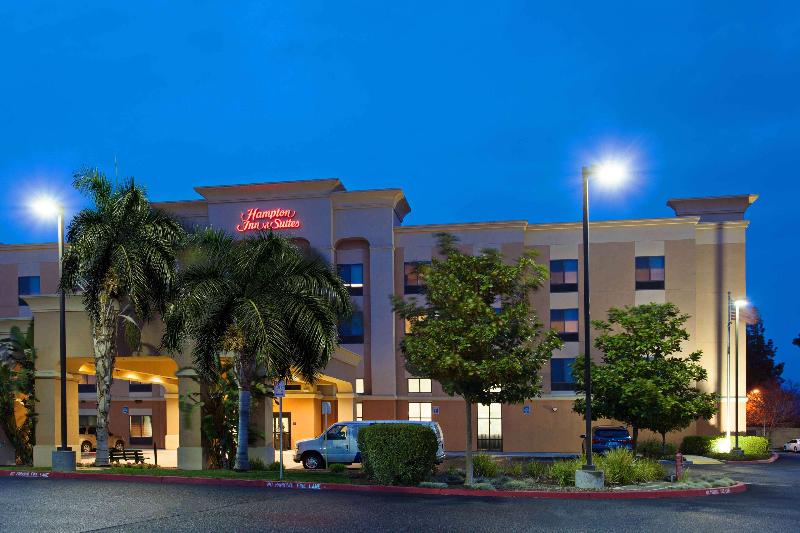 酒店 Hampton Inn & Suites Clovisairport North