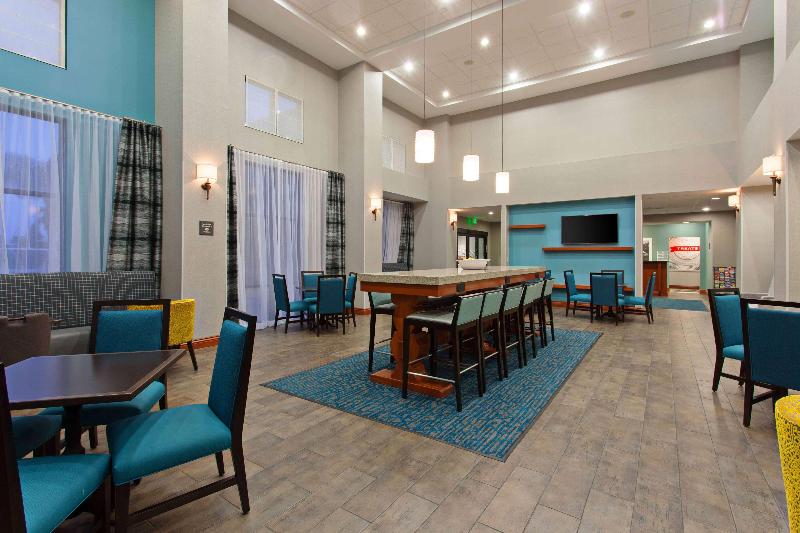 هتل Hampton Inn & Suites Clovisairport North