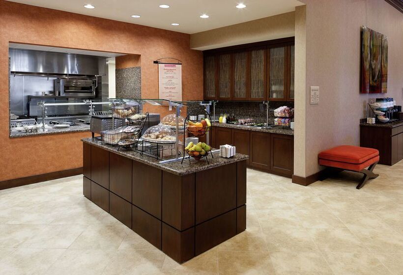 ホテル Hilton Garden Inn El Paso Airport